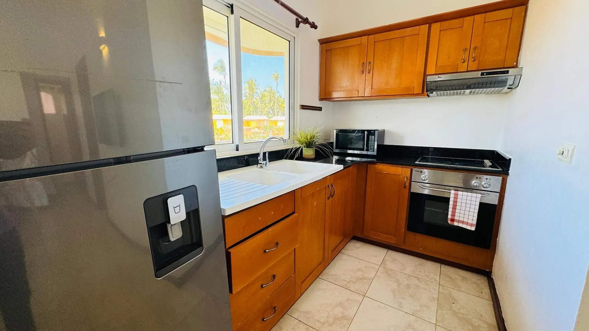 Las Ballenas Beachfront Apartments Las Terrenas