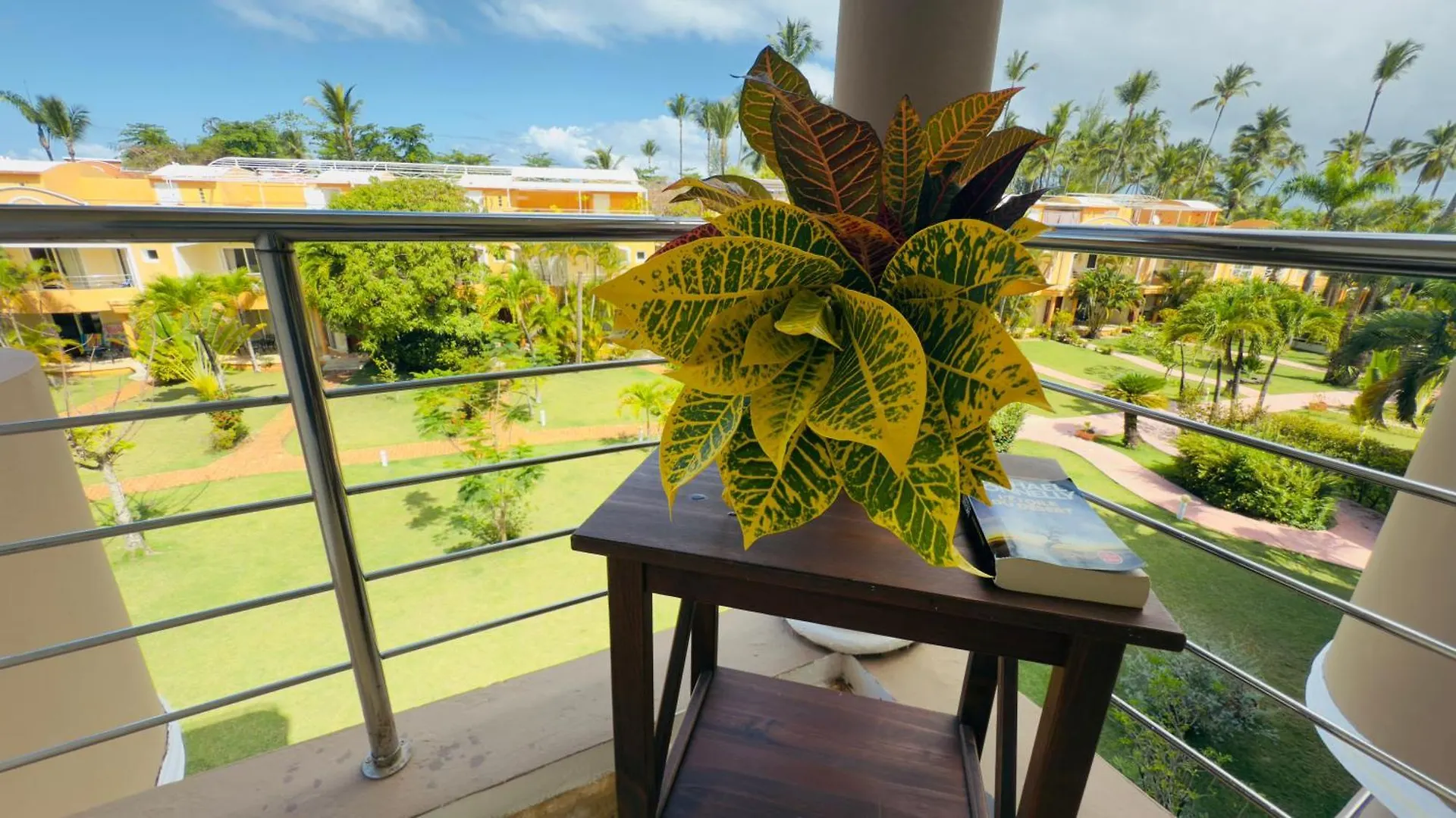 Las Ballenas Beachfront Apartments Las Terrenas