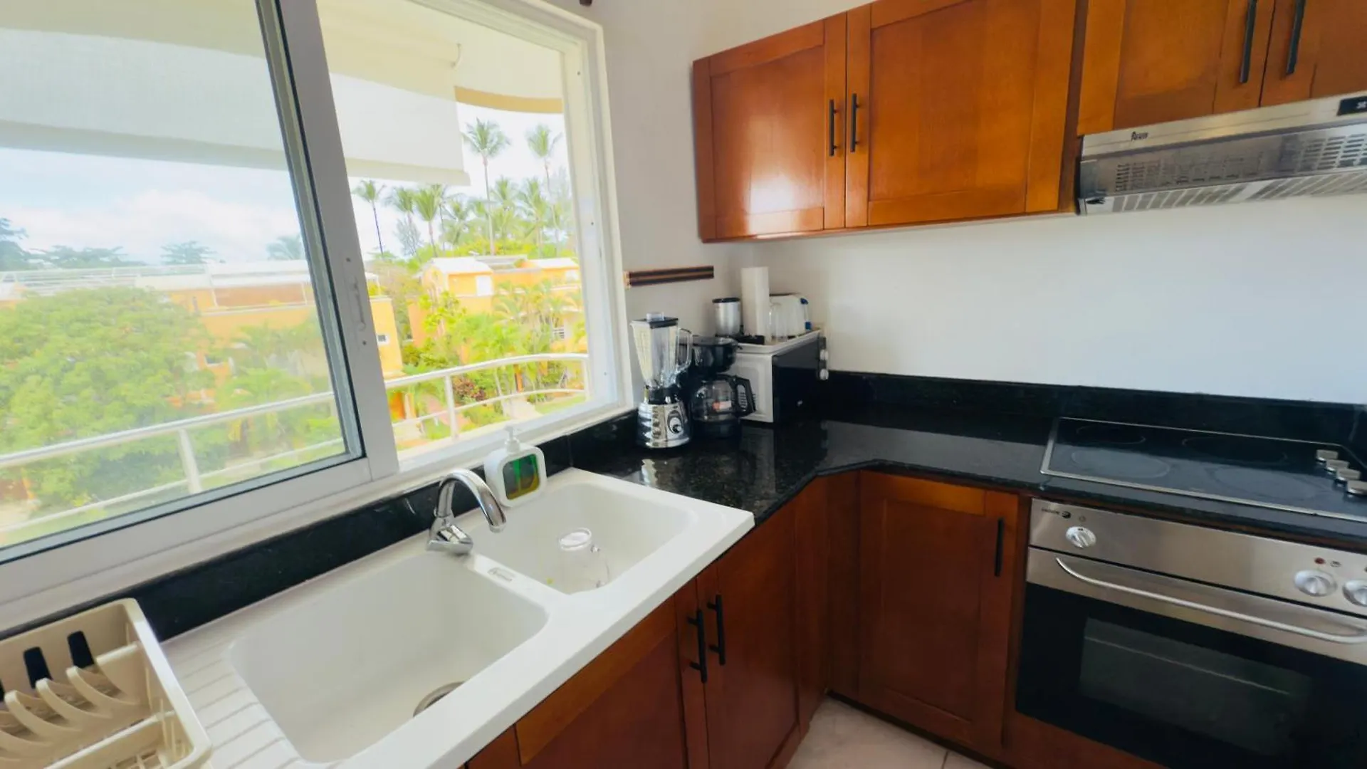 Las Ballenas Beachfront Apartments Las Terrenas